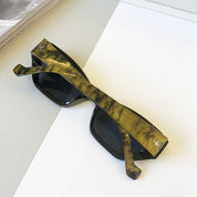 Velvet Claw Sunglasses