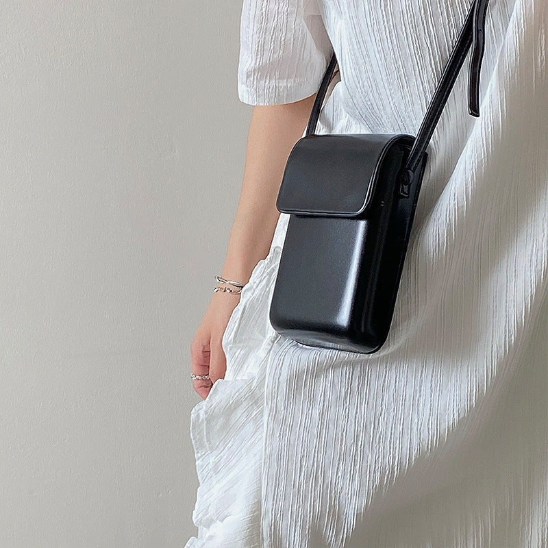 Lume Pocket Leather Bag