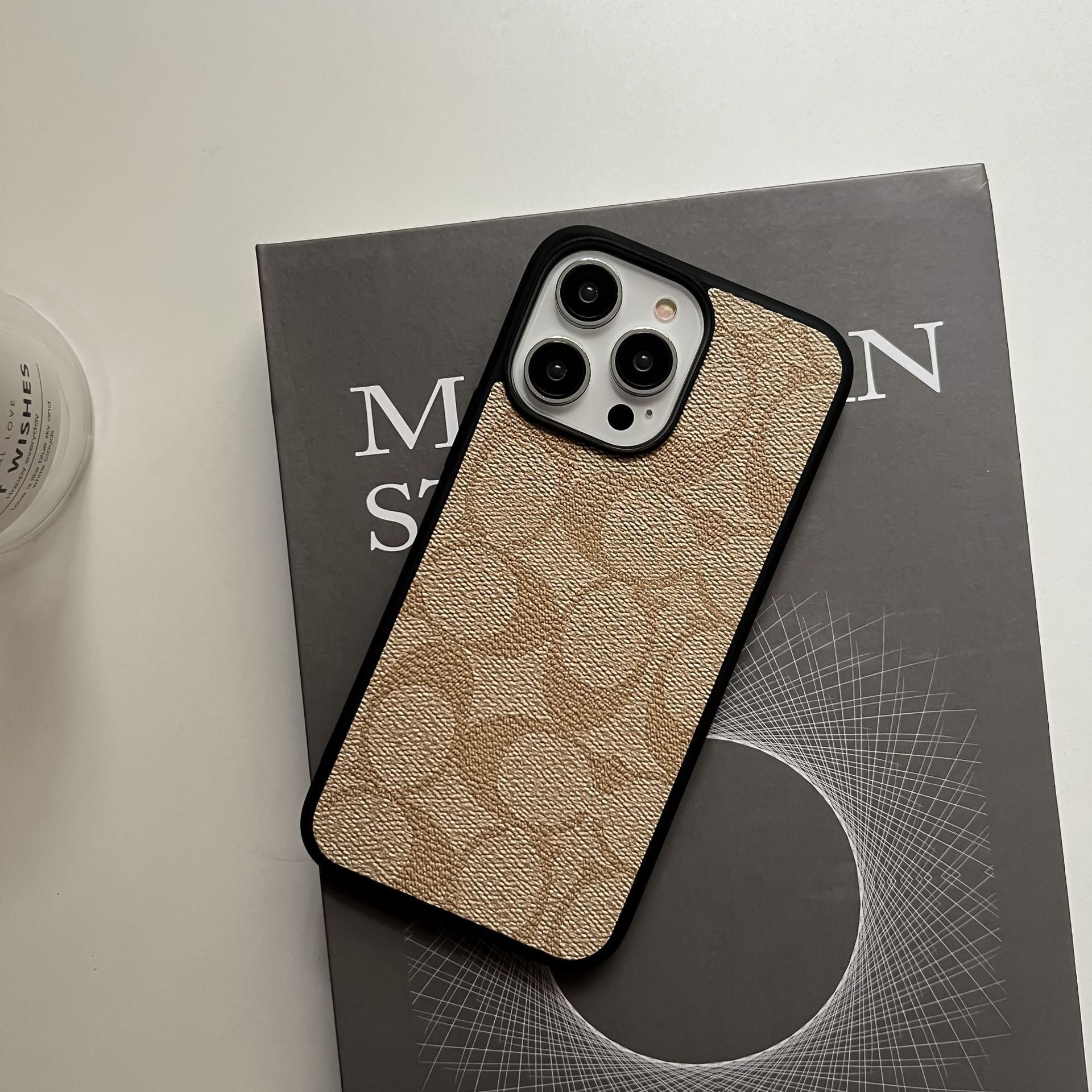 Lattice Canvas Case