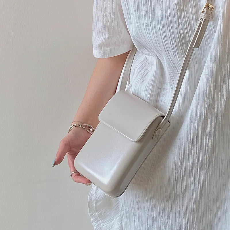 Lume Pocket Leather Bag