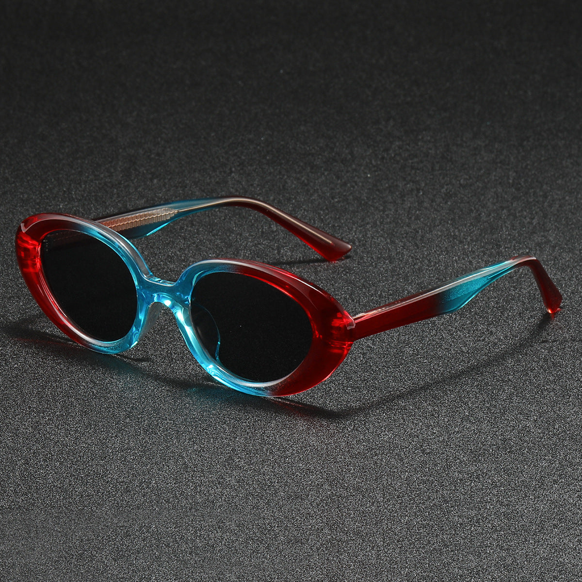 Forma Oval Frames