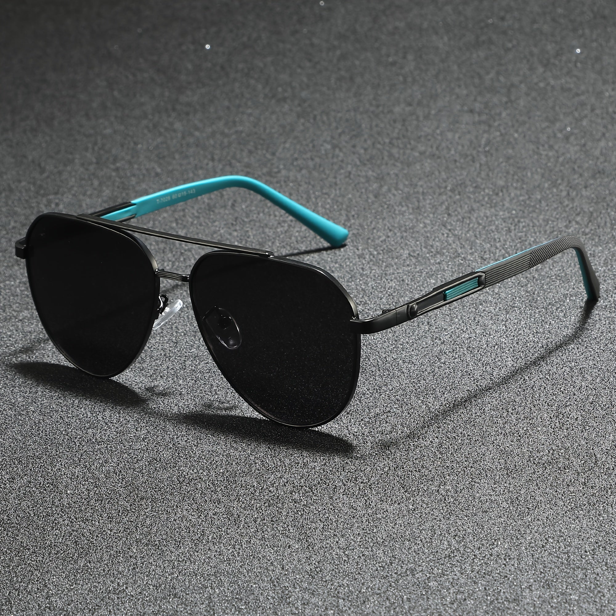 Velocity Gradient Aviator Sunglasses