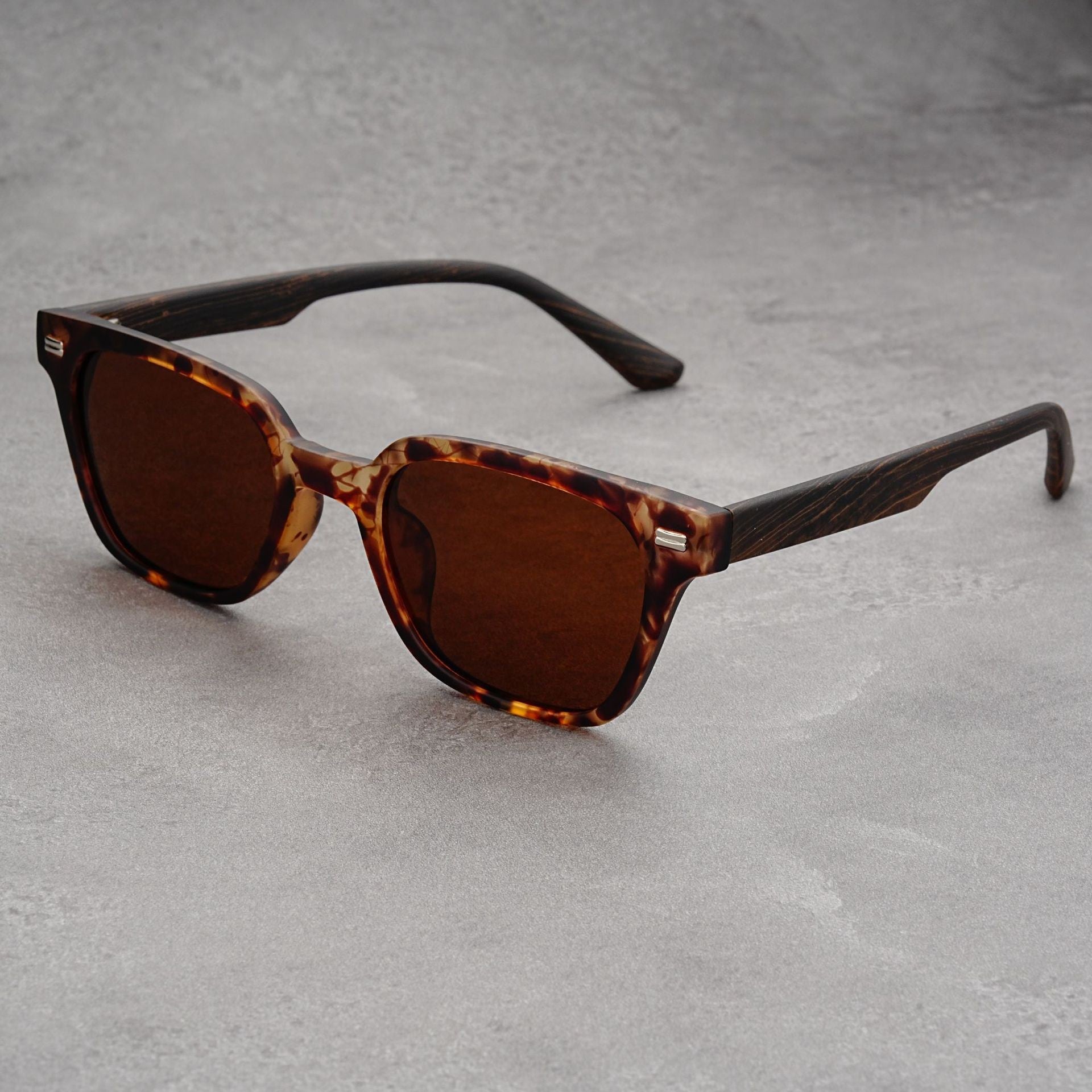 Miles Woodgrain Shades